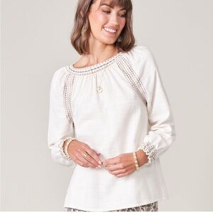 NEW SPARTINA 449 haleigh embroidered top in sand dollar